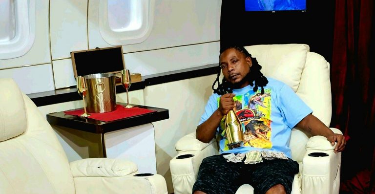 1900x1900-000000-80-0-0